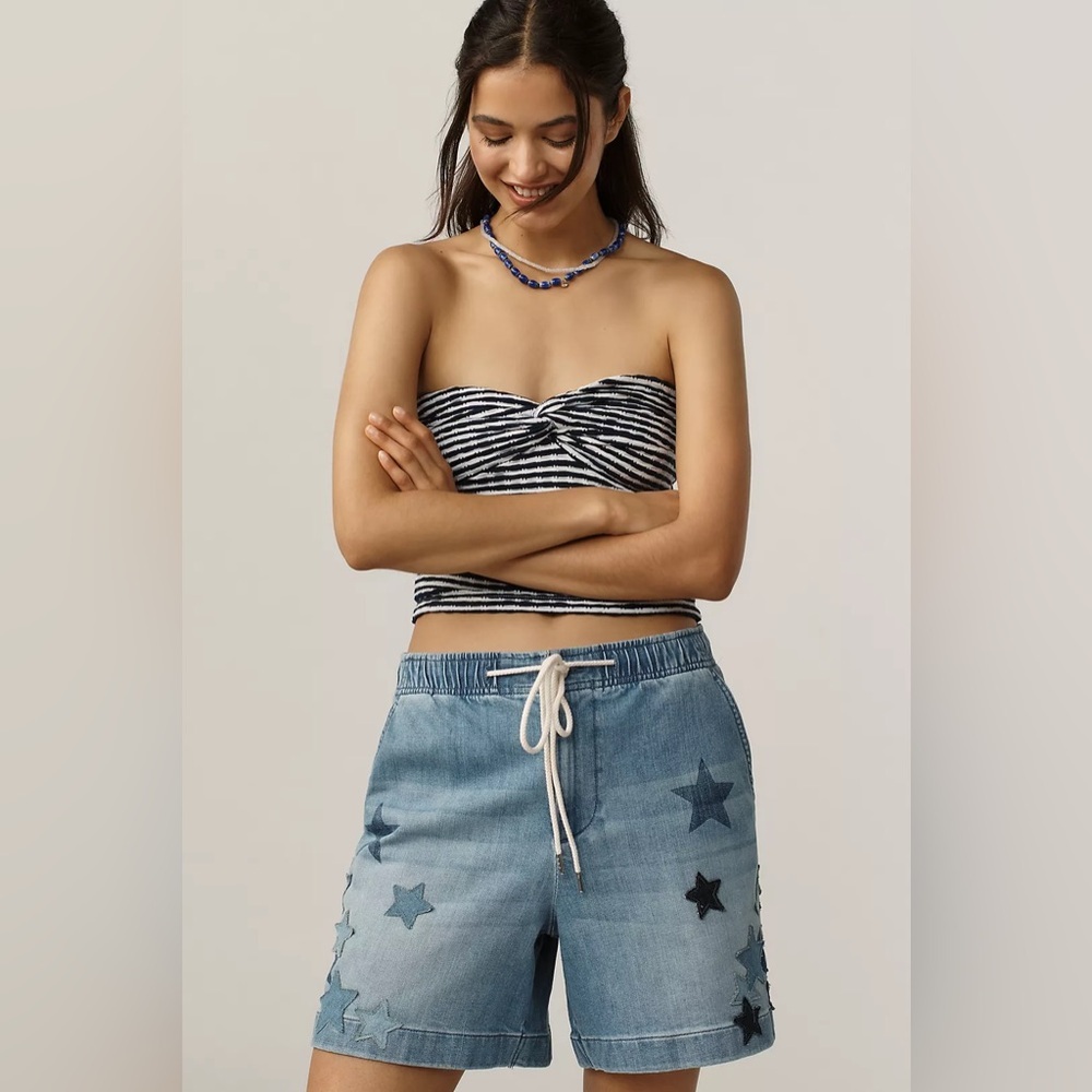 NWT Size XL - Pilcro Star-Embellished Pull-On Jean Shorts (NWT US$118)